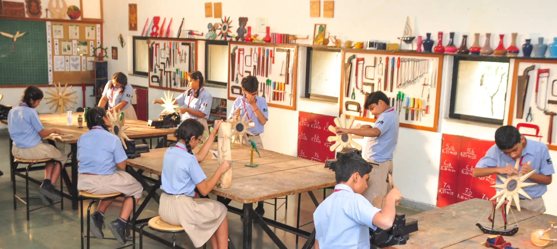 Nalanda school art room students